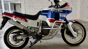 Honda   (2)