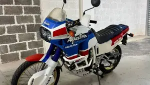Honda   (6)