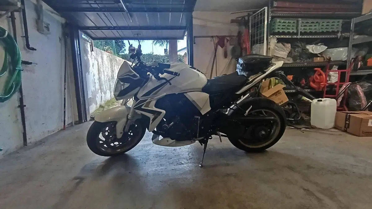 Honda CB 1000 R ABS (2011 - 17)  (9)