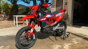 KTM 690 SMC R (2023 - 25)  (3)