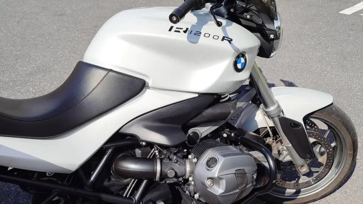 Bmw R 1200 R (2011 - 14)  (6)