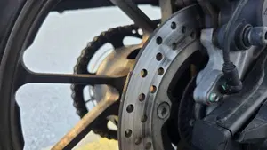 Yamaha XSR 700 (2022 - 26)  (8)