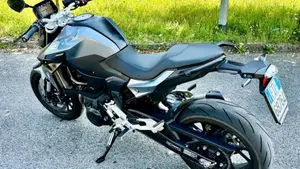 Bmw F 900 R (2021 - 24)  (3)