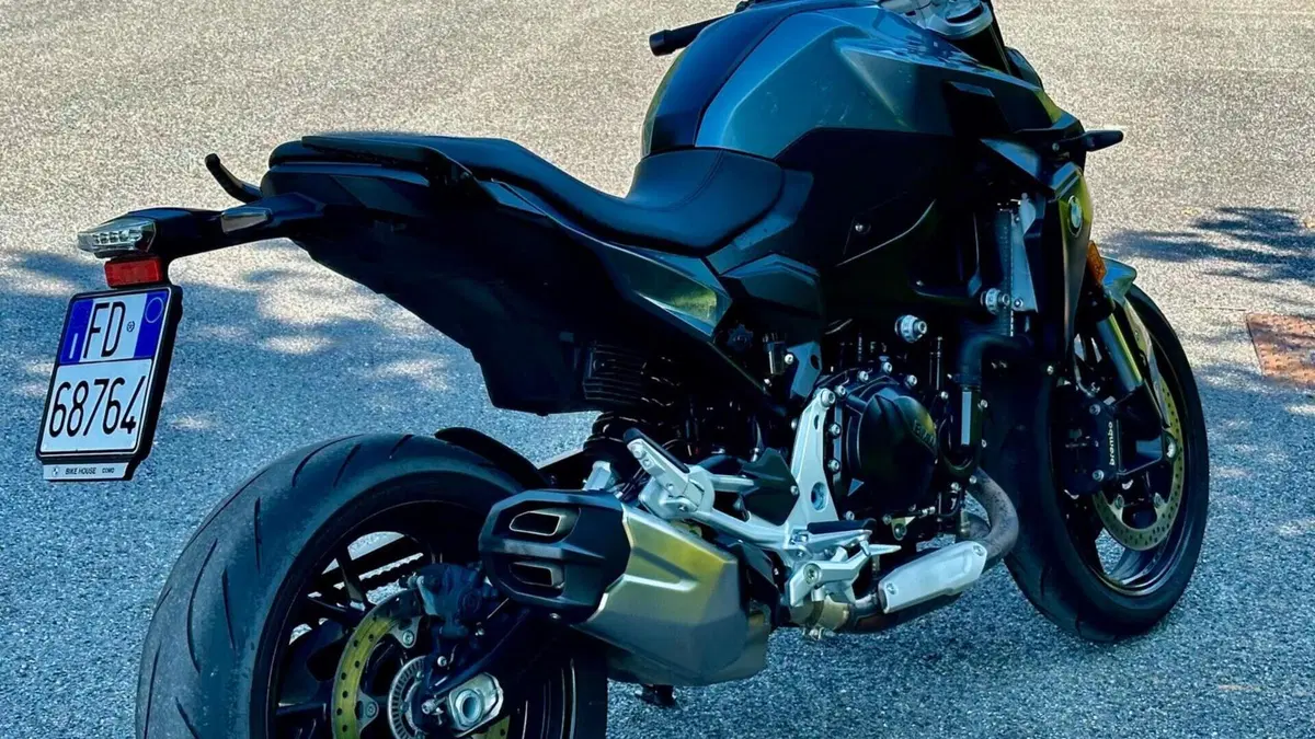 Bmw F 900 R (2021 - 24)  (4)