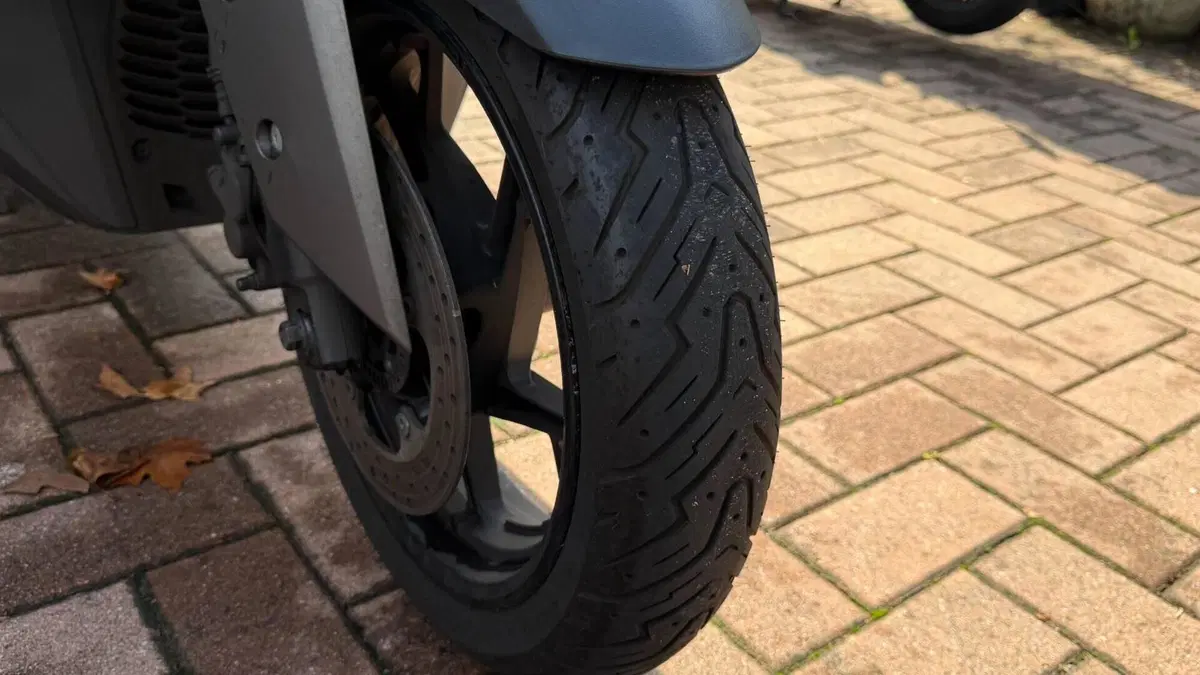 Yamaha X-Max 300 ABS (2017 - 20)  (11)
