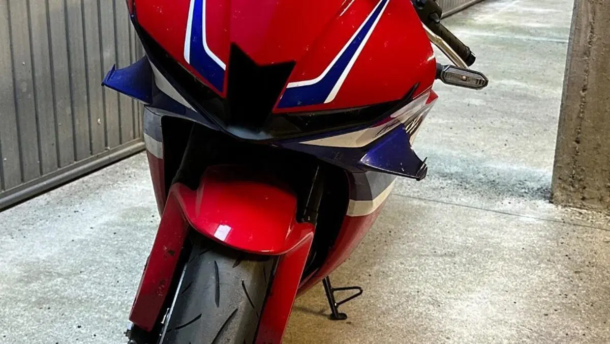 Honda CBR 600 RR (2024 - 26)  (2)