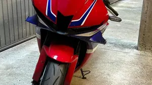Honda CBR 600 RR (2024 - 26)  (2)