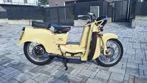 Moto Guzzi   (2)