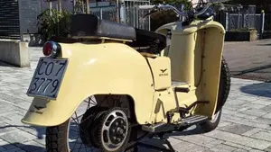 Moto Guzzi   (3)