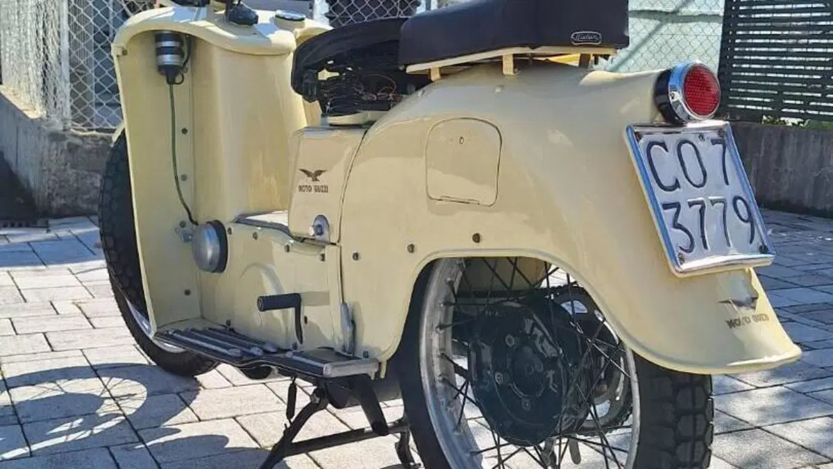 Moto Guzzi   (4)