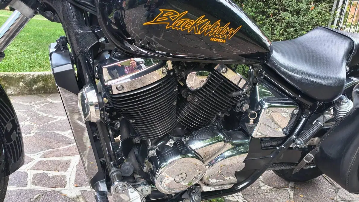 Honda Black Widow  (7)