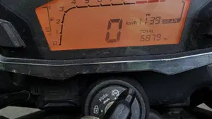 Voge Brivido 300R (2021 - 24)  (3)