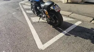 Yamaha XJR 1300 (2002 - 06)  (4)
