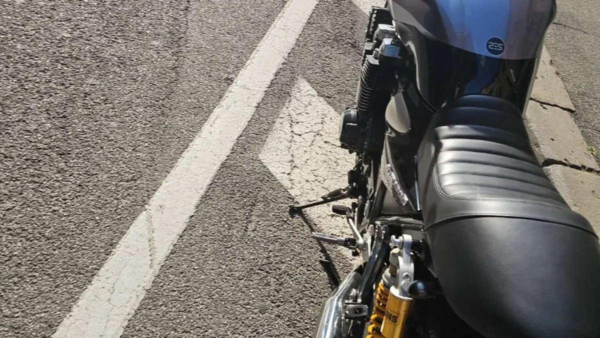 Yamaha XJR 1300 (2002 - 06)  (5)