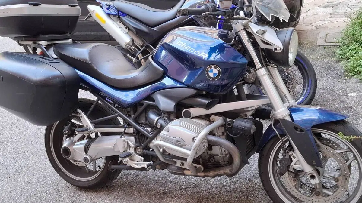 Bmw R 1200 R (2006 - 11)  (2)