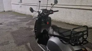 Vespa GTS 300 Super Sport Hpe (2021 - 22)  (5)