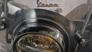 Vespa GTS 300 Super Sport Hpe (2021 - 22)  (8)