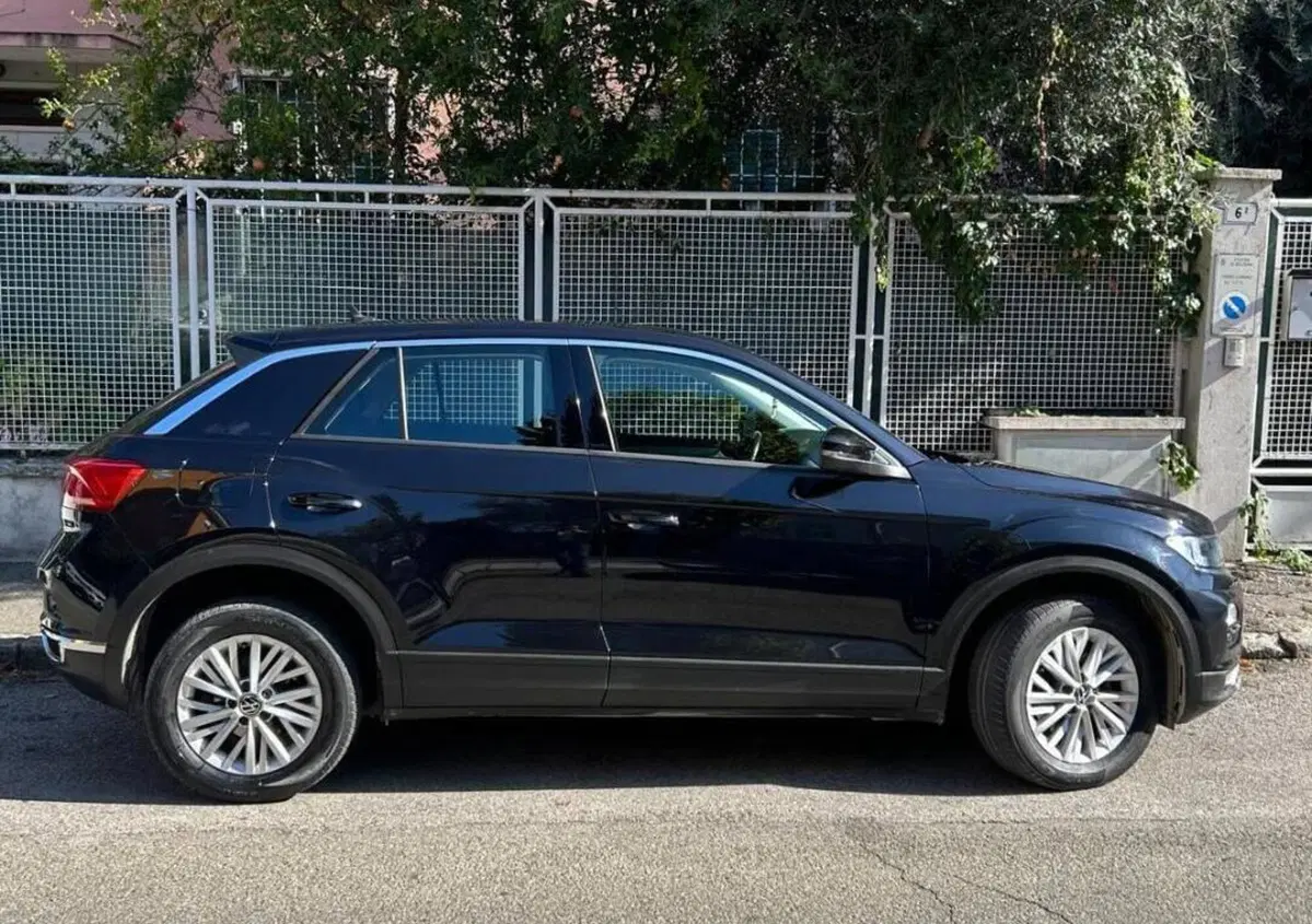 Volkswagen T-Roc 2.0 TDI SCR Business BlueMotion Technology (4)