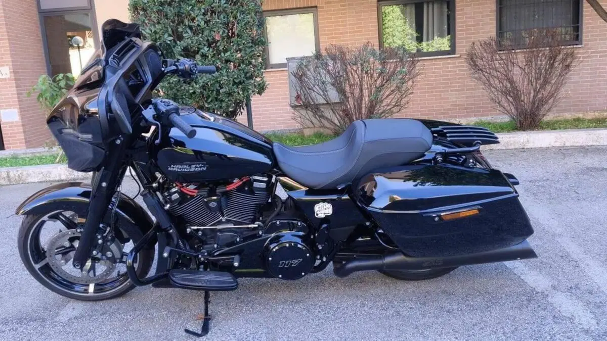 Harley-Davidson Street Glide (2024 - 26)  (3)