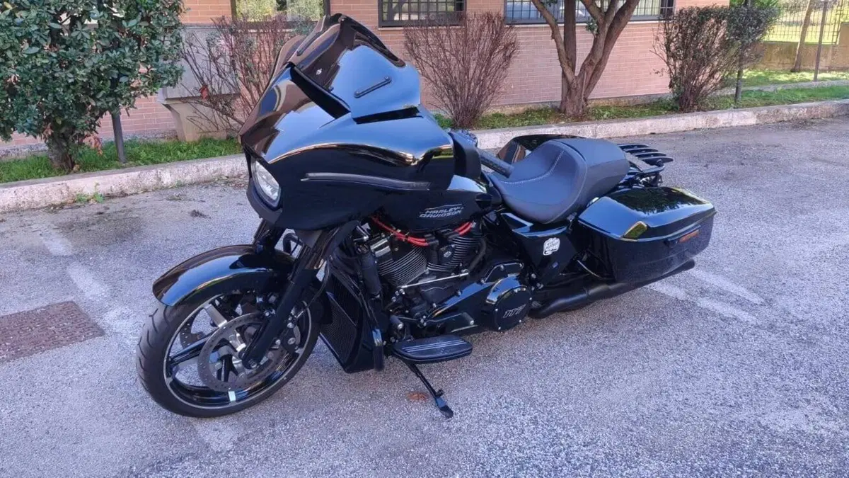Harley-Davidson Street Glide (2024 - 26)  (4)
