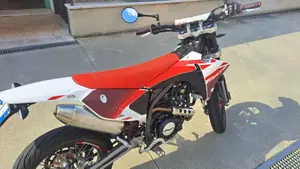 Fantic Motor Motard 125 Performance 4t (2020)  (3)