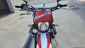 Fantic Motor Motard 125 Performance 4t (2020)  (9)