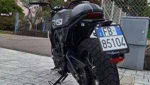 Brixton Motorcycles Crossfire 500 X (2021 - 26)  (4)