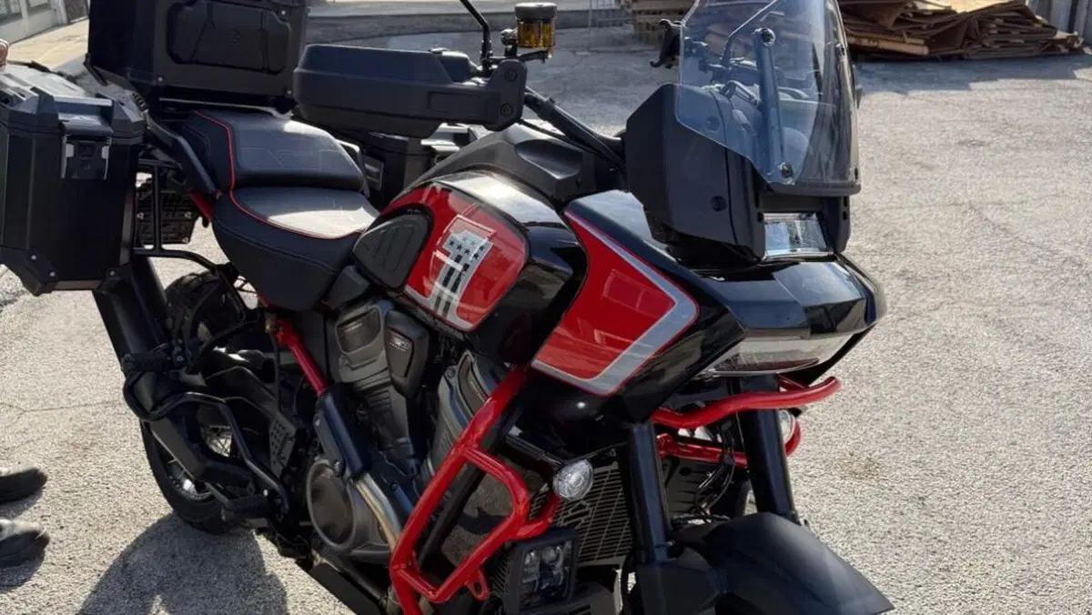 Harley-Davidson CVO Pan America (2024) 