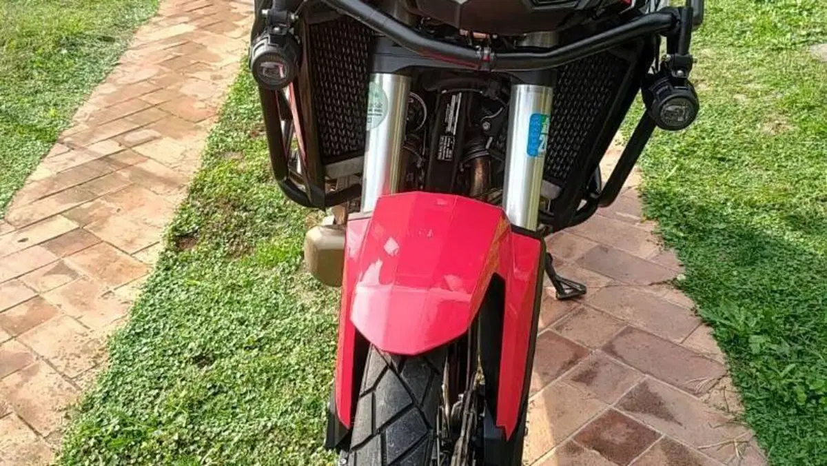 Honda Africa Twin CRF 1100L (2020 - 21)  (3)
