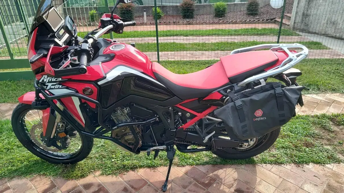 Honda Africa Twin CRF 1100L (2020 - 21)  (4)