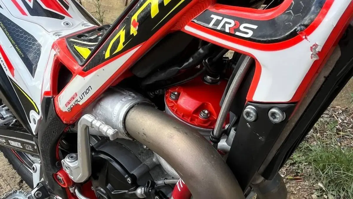 TRS Motorcycles One 300 RR (2020)  (4)