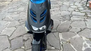 Aprilia SR 125 (1999 - 01)  (2)