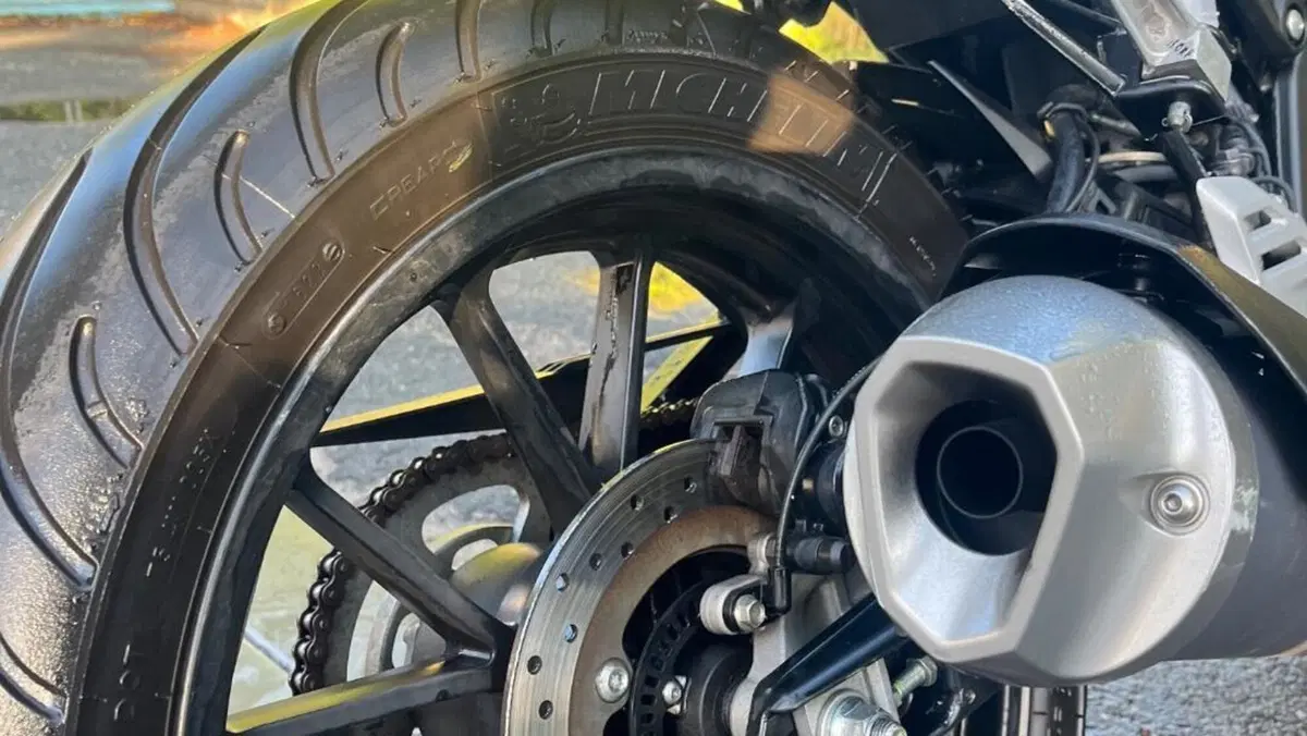 Yamaha YZF R125 (2023 - 26)  (8)