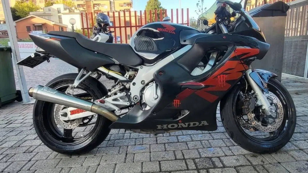 Honda CBR 600 F (1999 - 00) 
