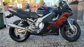 Honda CBR 600 F (1999 - 00) usata
