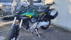 Moto Guzzi Stelvio (2024 - 26)  (3)