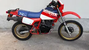 Honda   (2)