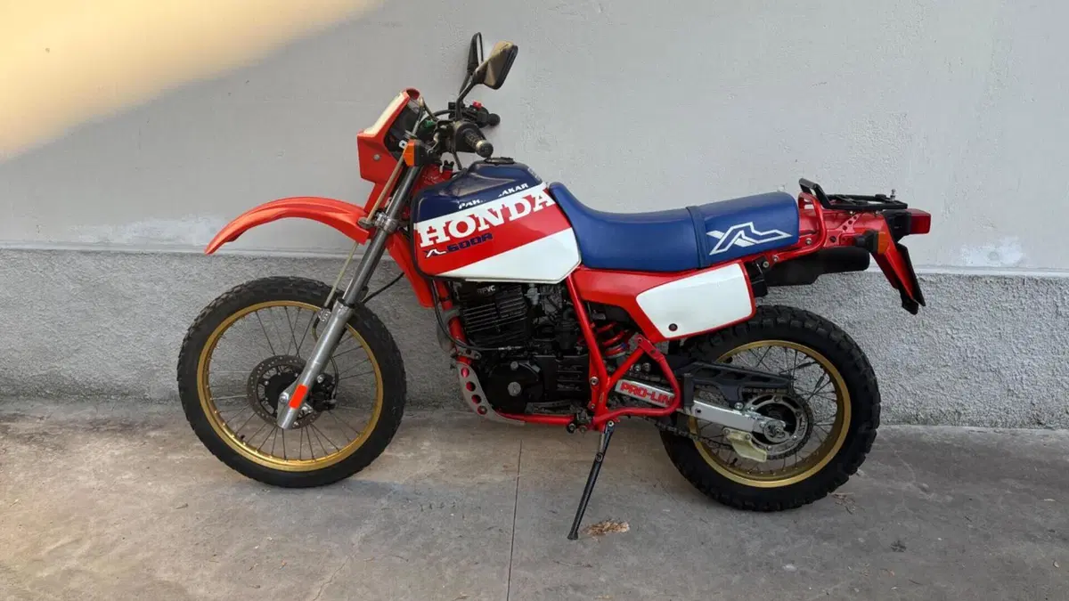 Honda   (4)