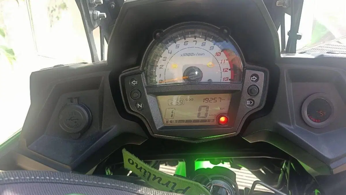 Kawasaki Versys 650 (2017 - 20)  (6)