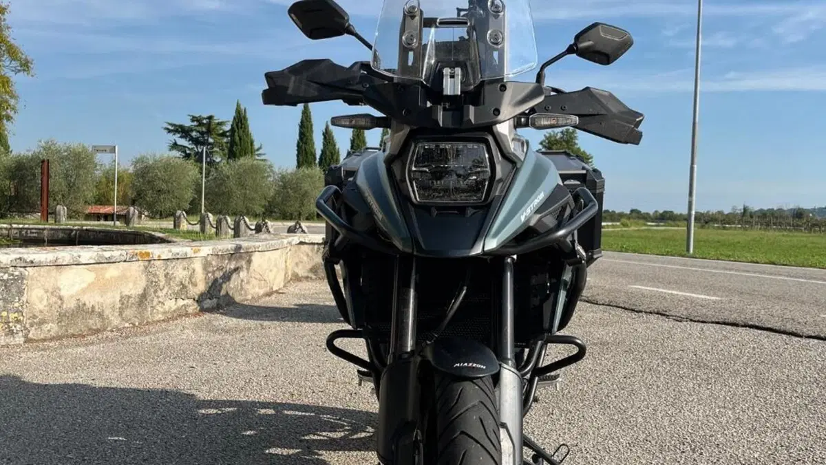 Suzuki V-Strom 1050SE (2025 - 26)  (2)