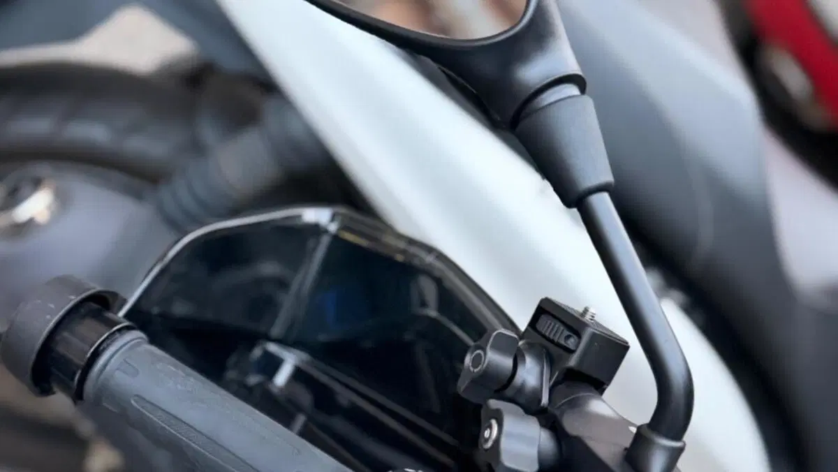 Bmw F 900 XR (2025 - 27)  (4)