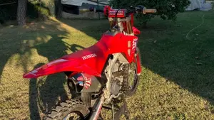Honda CRF 250R (2026)  (2)
