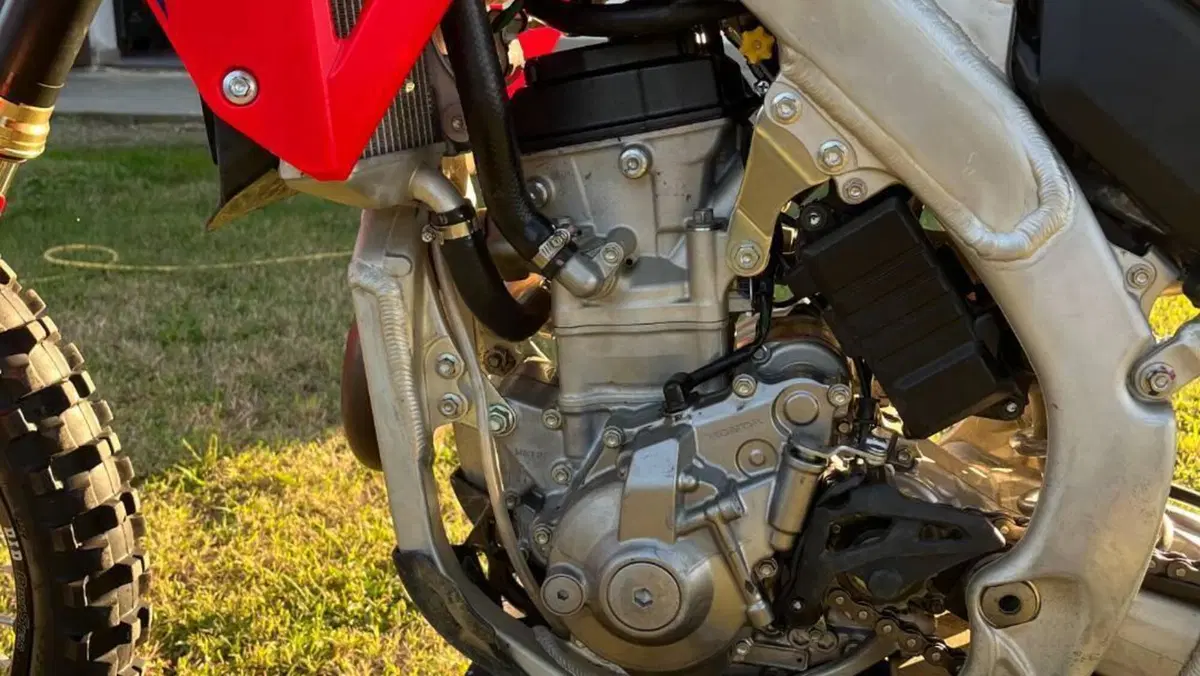 Honda CRF 250R (2026)  (4)