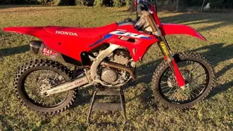 Honda CRF 250R (2023) usata