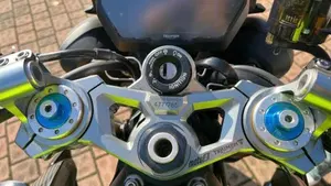 Triumph Street Triple 765 Moto2 Edition (2023 - 24)  (2)