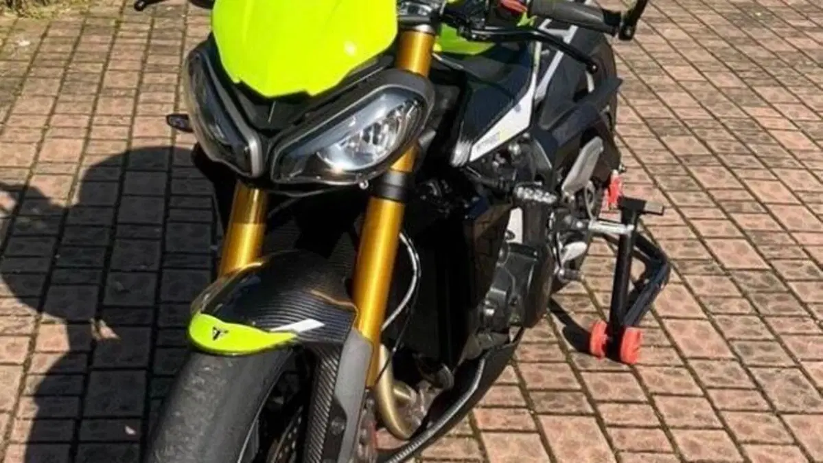 Triumph Street Triple 765 Moto2 Edition (2023 - 24)  (6)