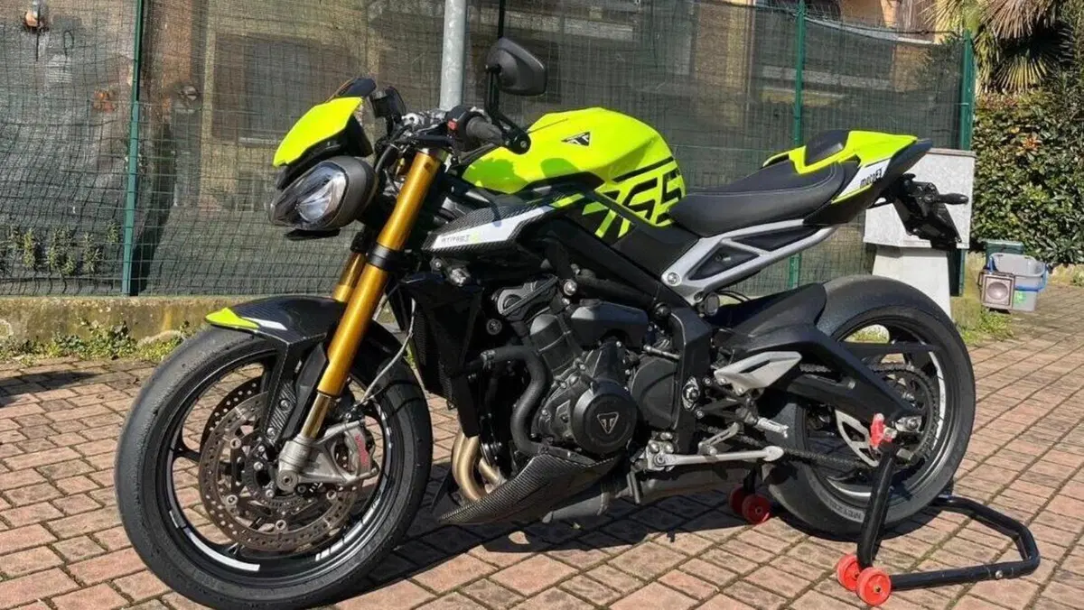 Triumph Street Triple 765 Moto2 Edition (2023 - 24)  (7)