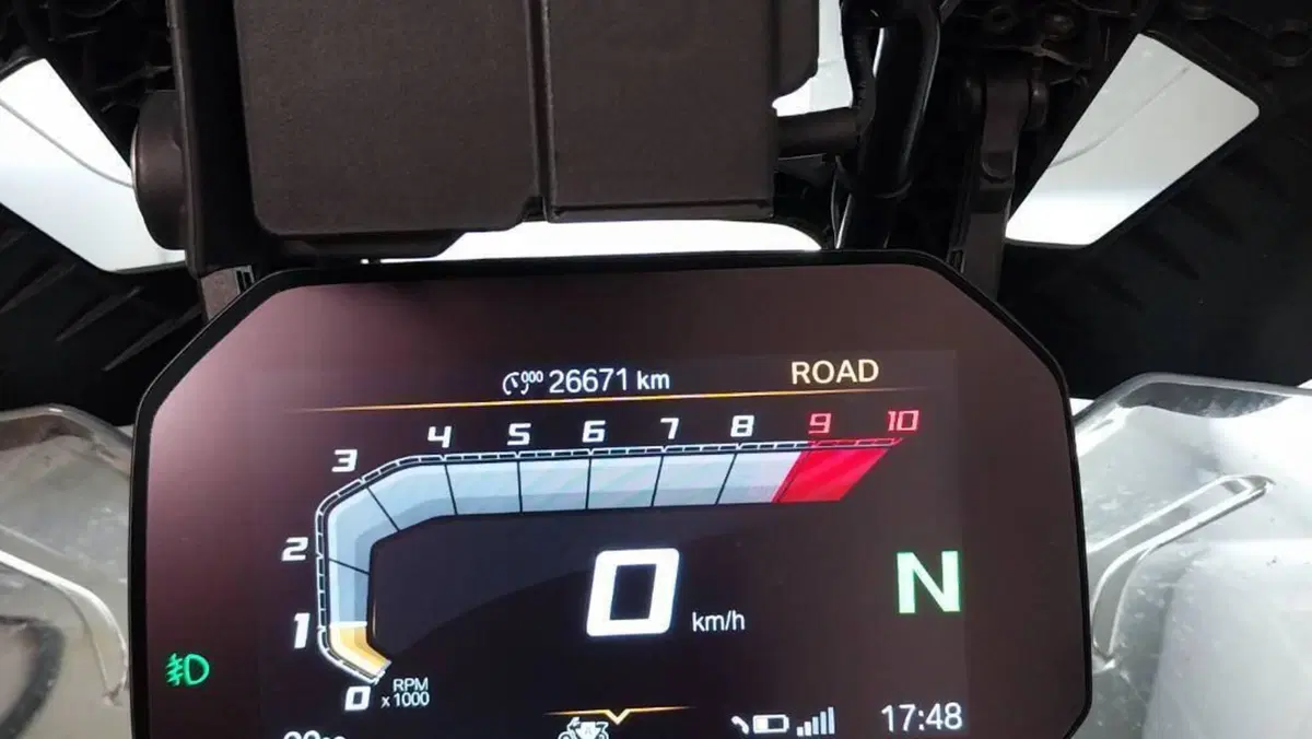 Bmw R 1300 GS Triple Black (2023 - 26)  (2)
