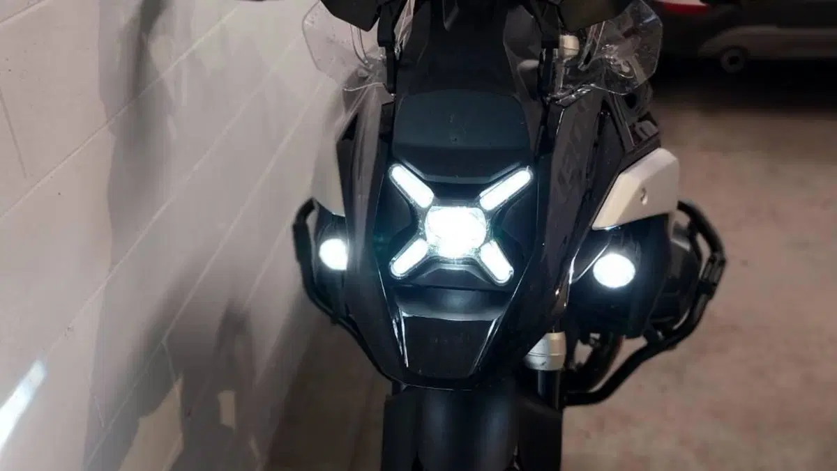 Bmw R 1300 GS Triple Black (2023 - 26)  (4)