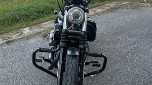 Harley-Davidson 883 Iron (2017 - 20) - XL 883N 